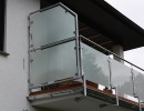 Wind- und Sichtschutz mit Glas